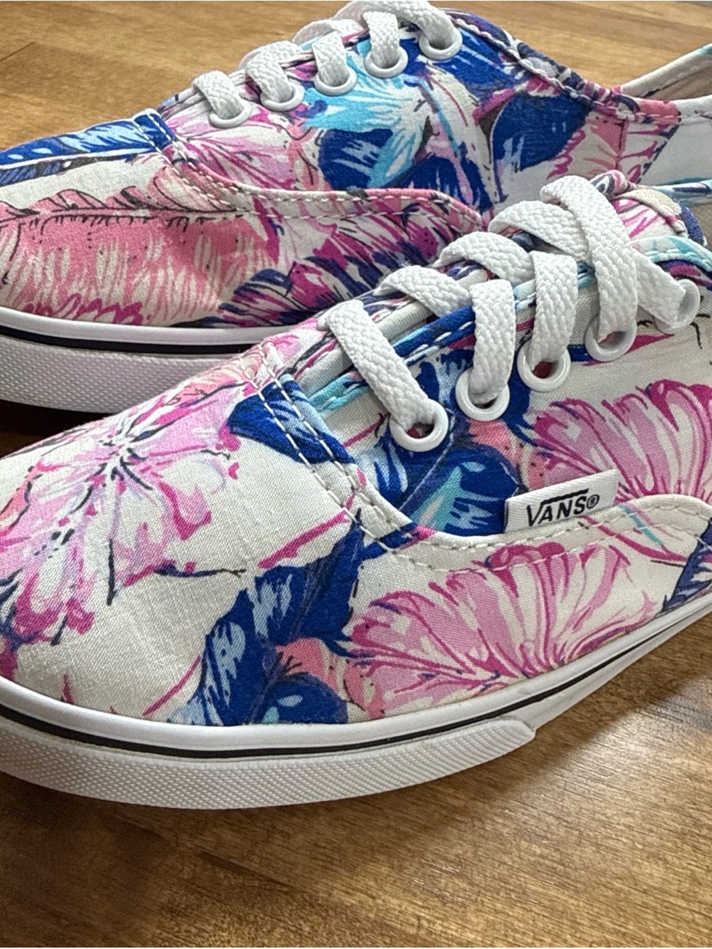 Vans Era Low Top Floral Sneakers - Pink/Blue/White women’s 6, men’s 4.5